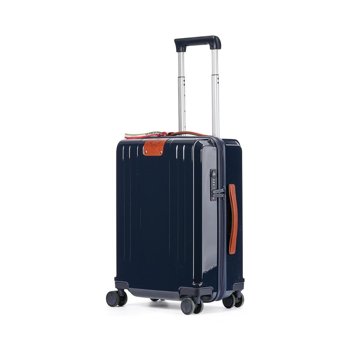オロビアンコ　薄ピンク キャリーケース34L レザーラベル付き Amazon.co.jp: オロビアンコ 薄ピンク キャリーケース34L レザーラベル