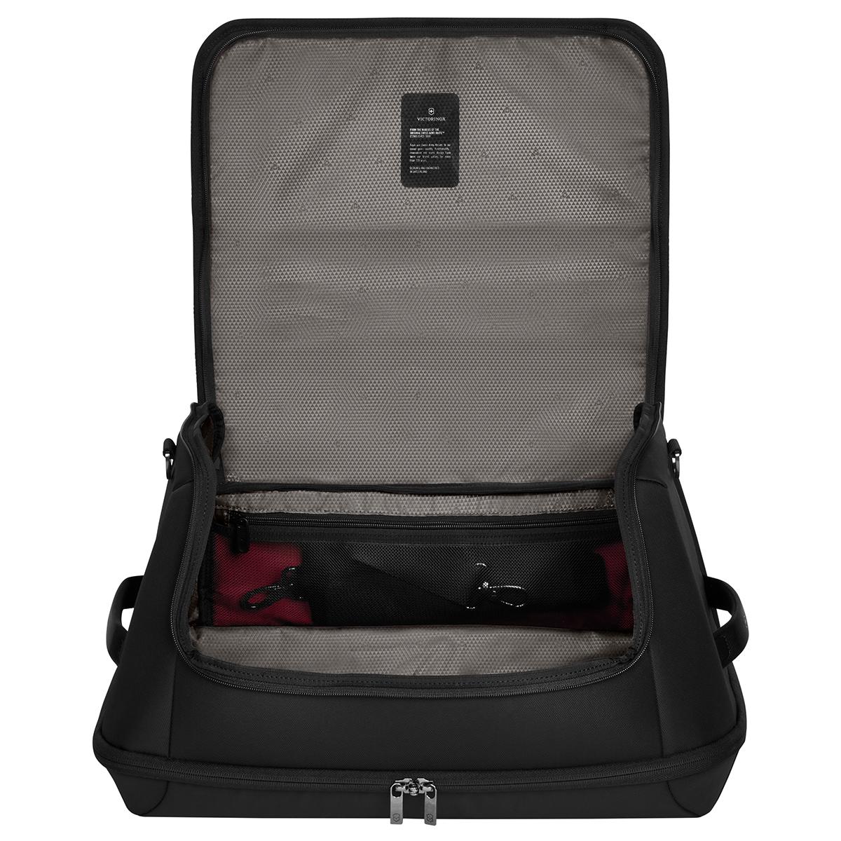 ビクトリノックス CROSSLIGHT ボストンバッグ Victorinox duffel-37l