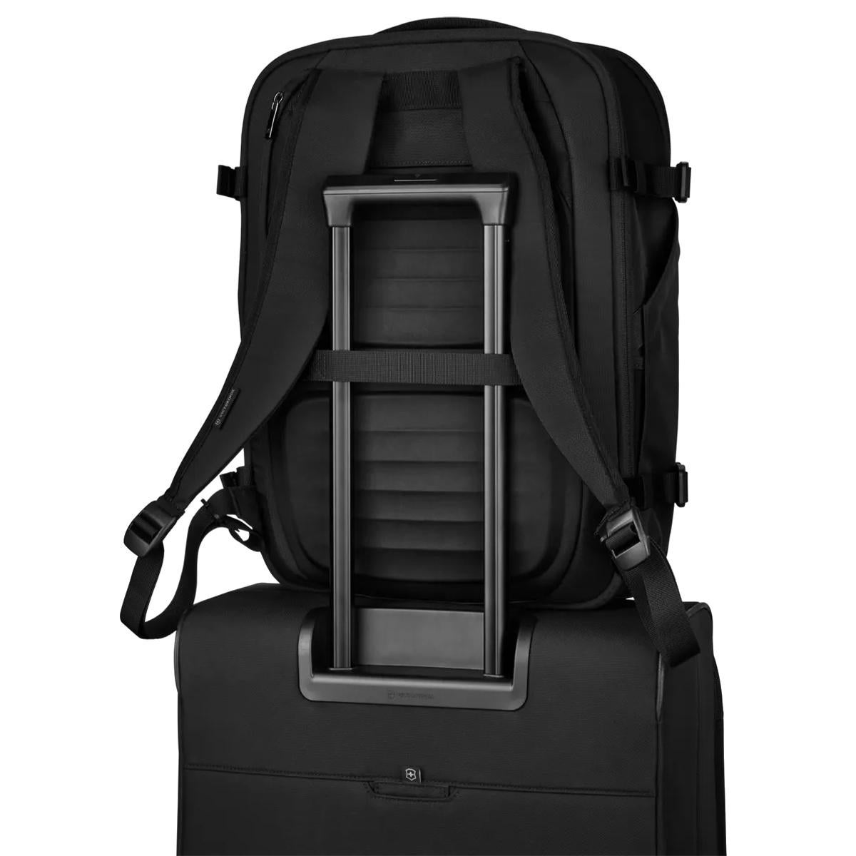 ビクトリノックス CROSSLIGHT リュック Victorinox expandable-bp