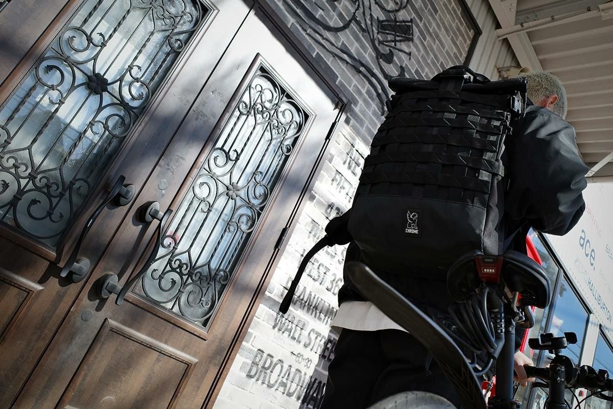 CHROME INDUSTRIES BARRAGE 22L PACK リュック  bg367