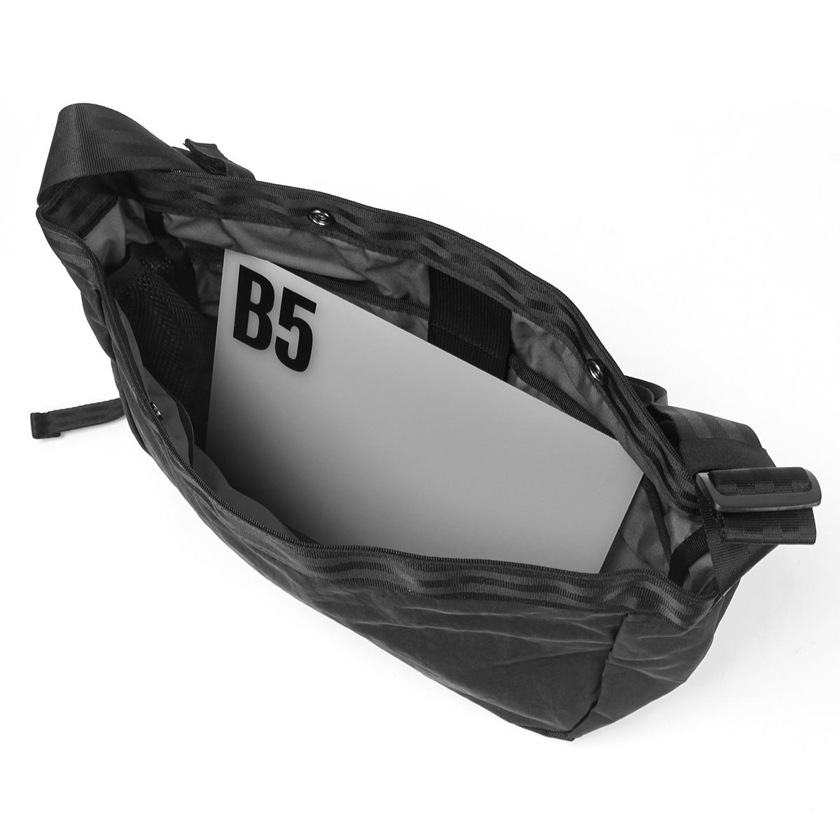 CHROME INDUSTRIES NEWSPAPER MESSENGER SM メッセンジャーバッグ  jp198