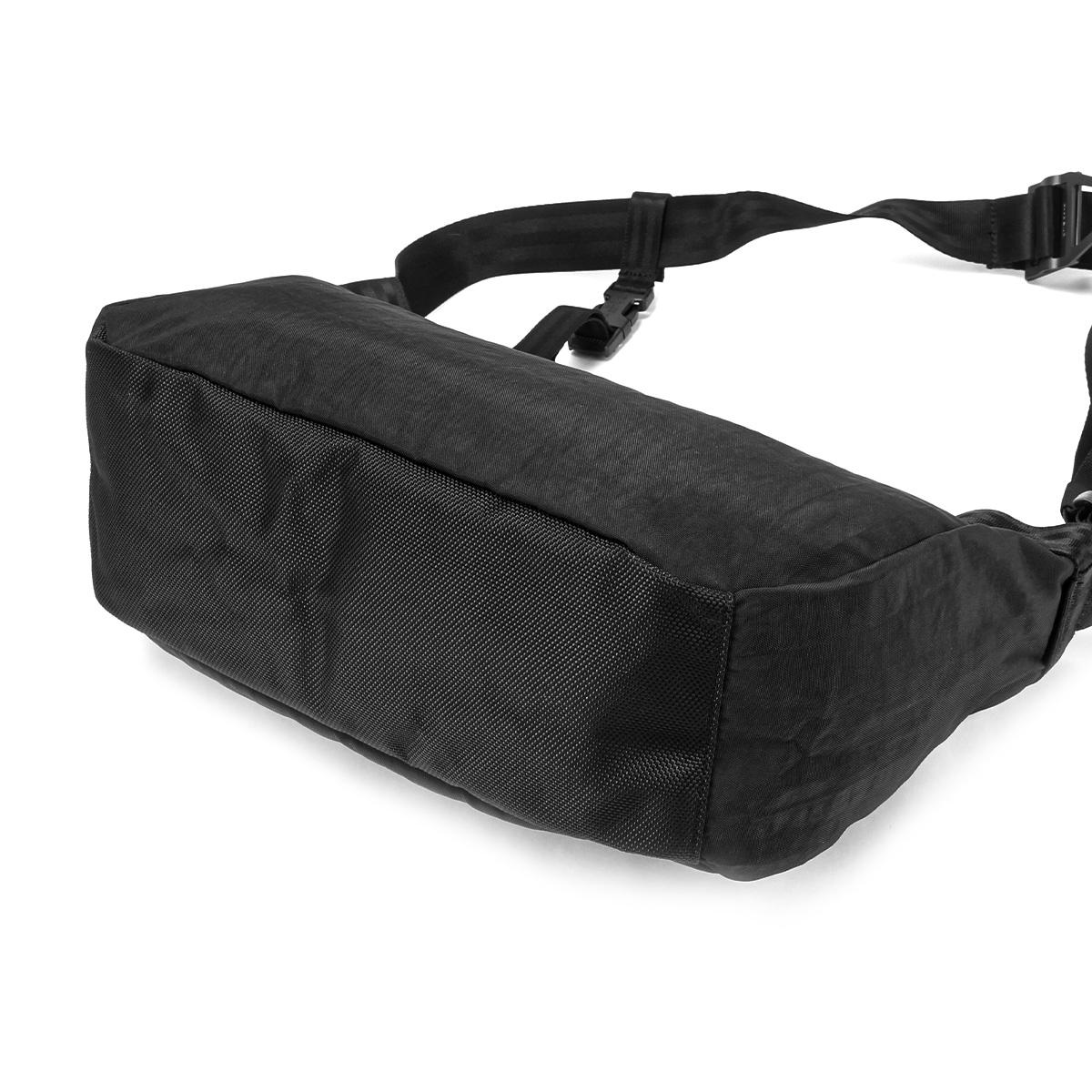 CHROME INDUSTRIES NEWSPAPER MESSENGER SM メッセンジャーバッグ  jp198