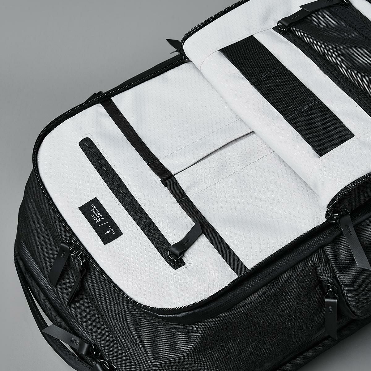 アルパカ elements travel backpack pro リュック ALPAKA elem-tl-bp-axoflux