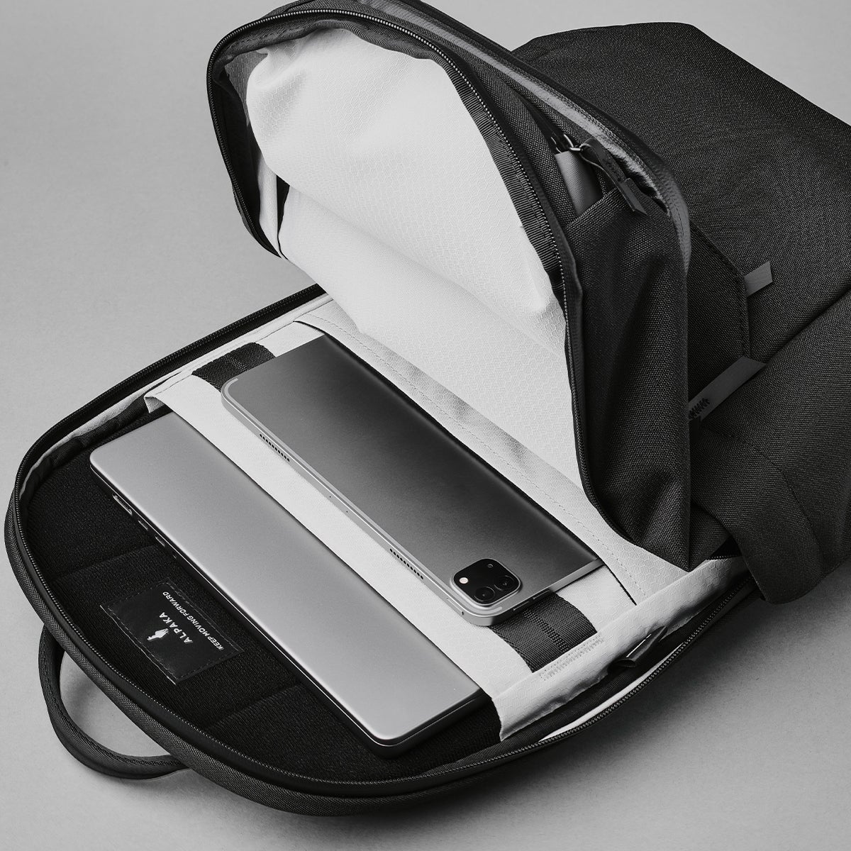 アルパカ elements backpack pro リュック ALPAKA elem-bp-pro