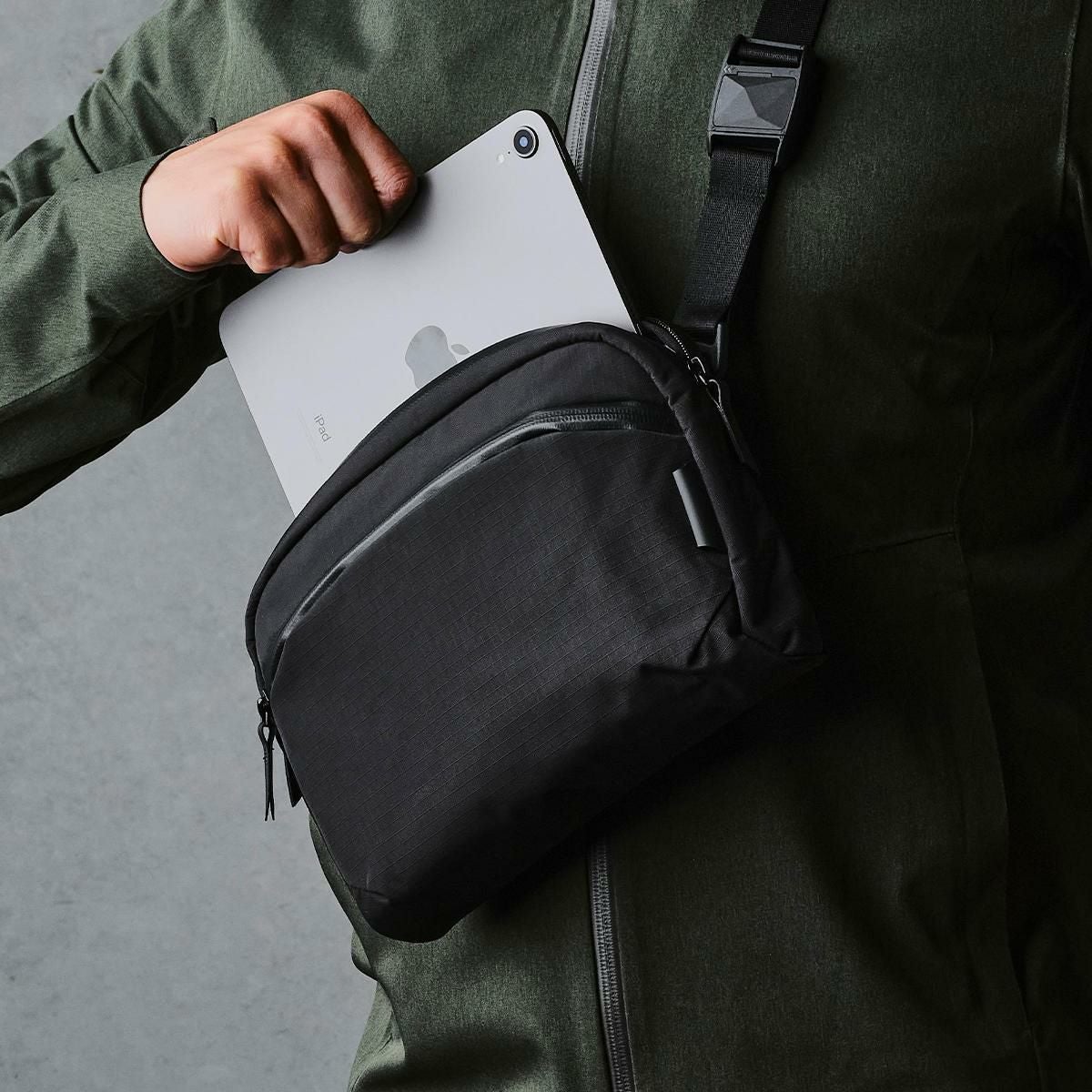 アルパカ flght sling ボディバッグ ALPAKA flght-sling