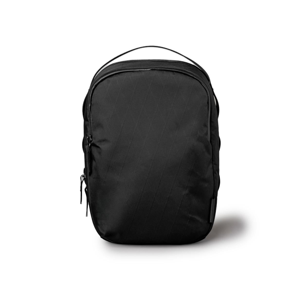 アルパカ  ショルダーバッグ ALPAKA metro-sling-max
