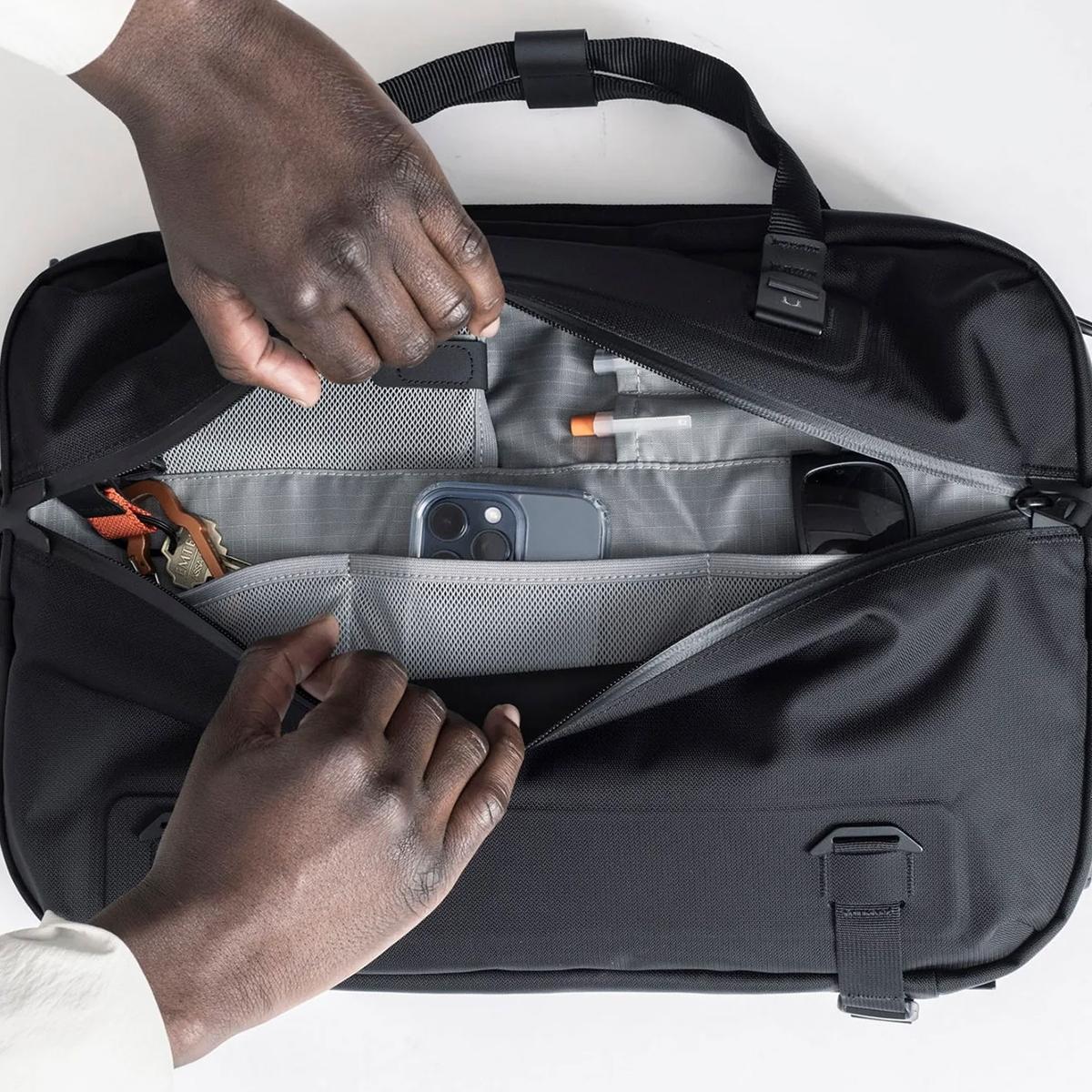 ブラックエンバー ビジネスバッグ 2WAY ショルダー スリングバッグ A4