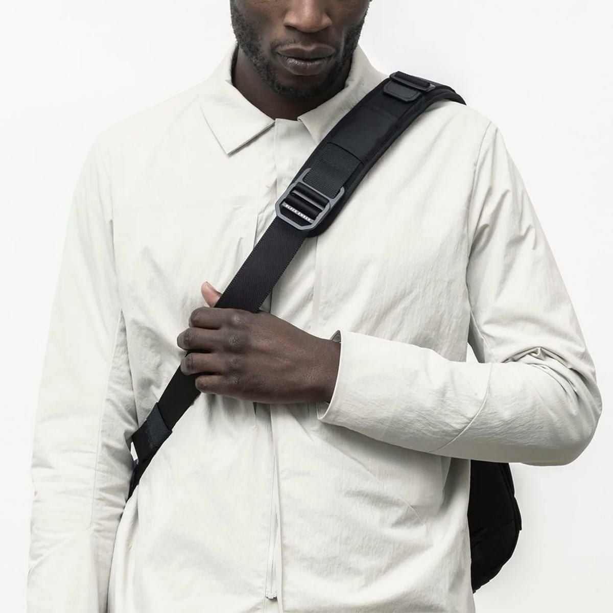 ブラックエンバー KOMPAK EMBER TEX ブリーフケース BLACK EMBER be-7225004