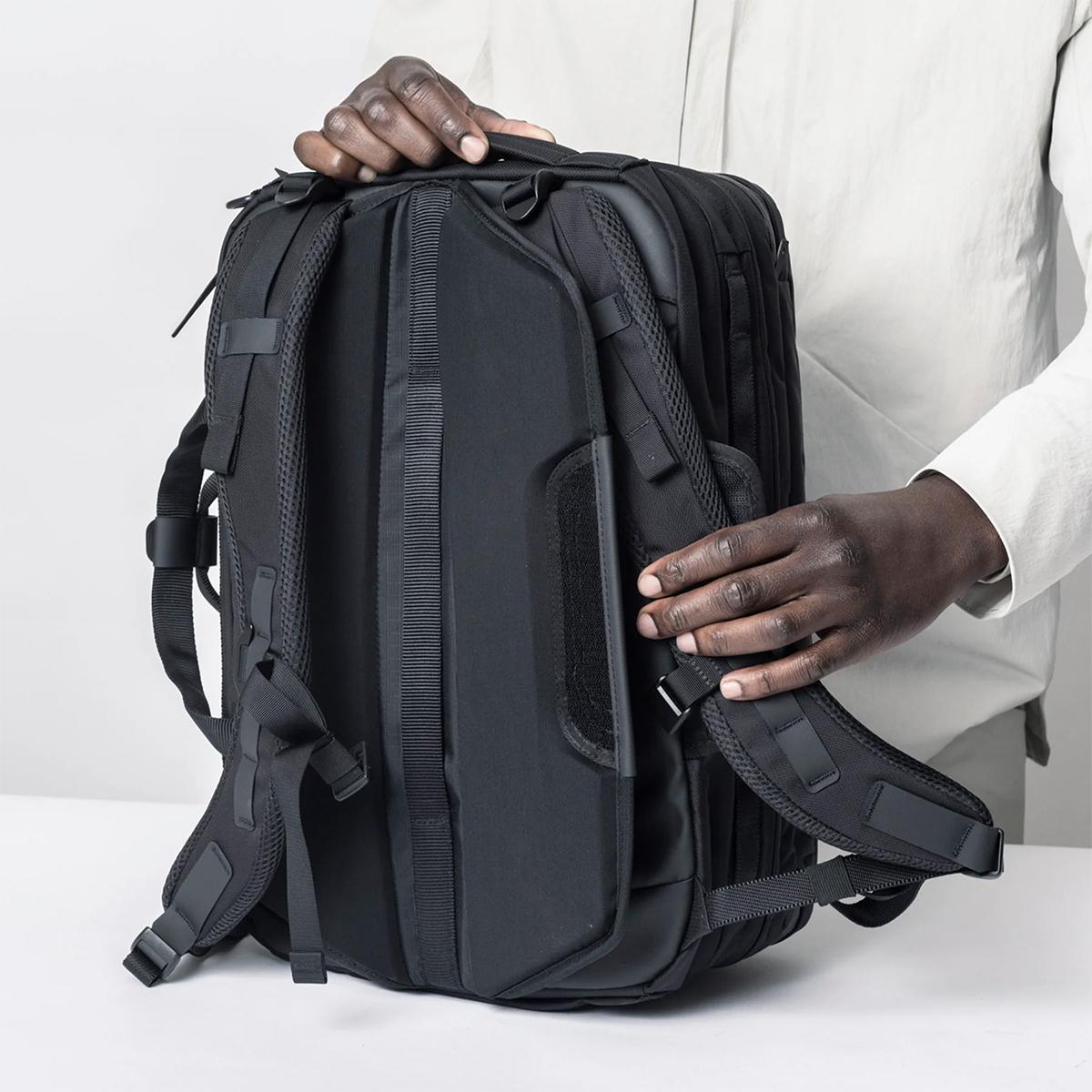 ブラックエンバー KOMPAK EMBER TEX ブリーフケース BLACK EMBER be-7225005