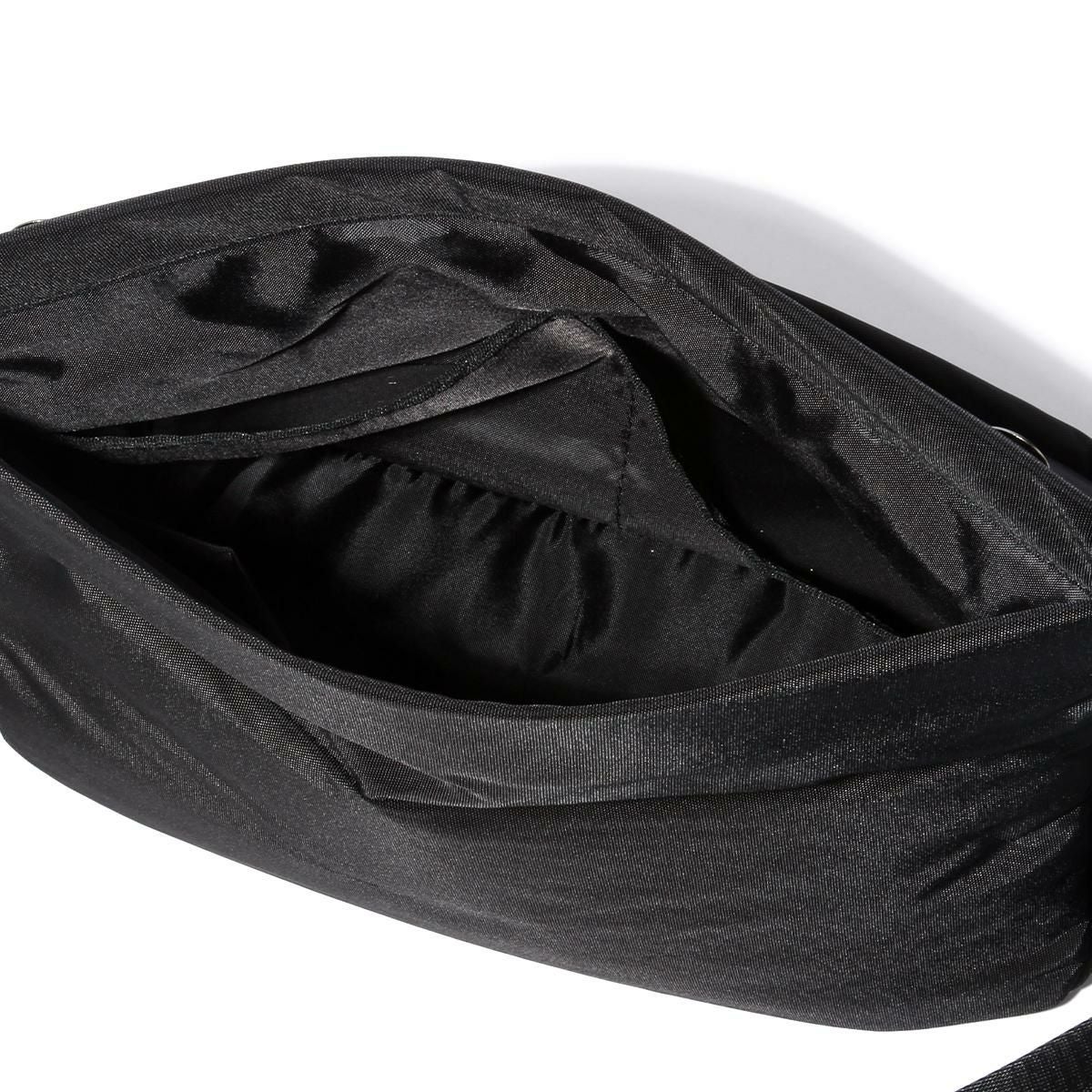 ノアール  ショルダーバッグ NoiR n24005