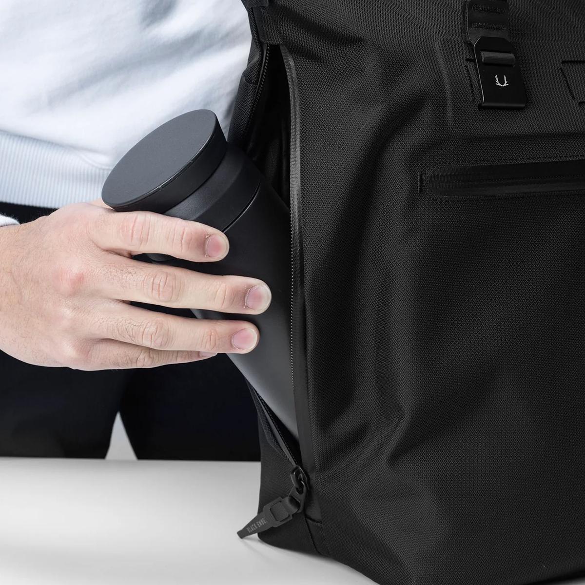 BLACK EMBER WPT Shldr Tote 20L ショルダーバッグ ブラックエンバー トートバッグ A4 20L 2WAY ショルダートート BLACK