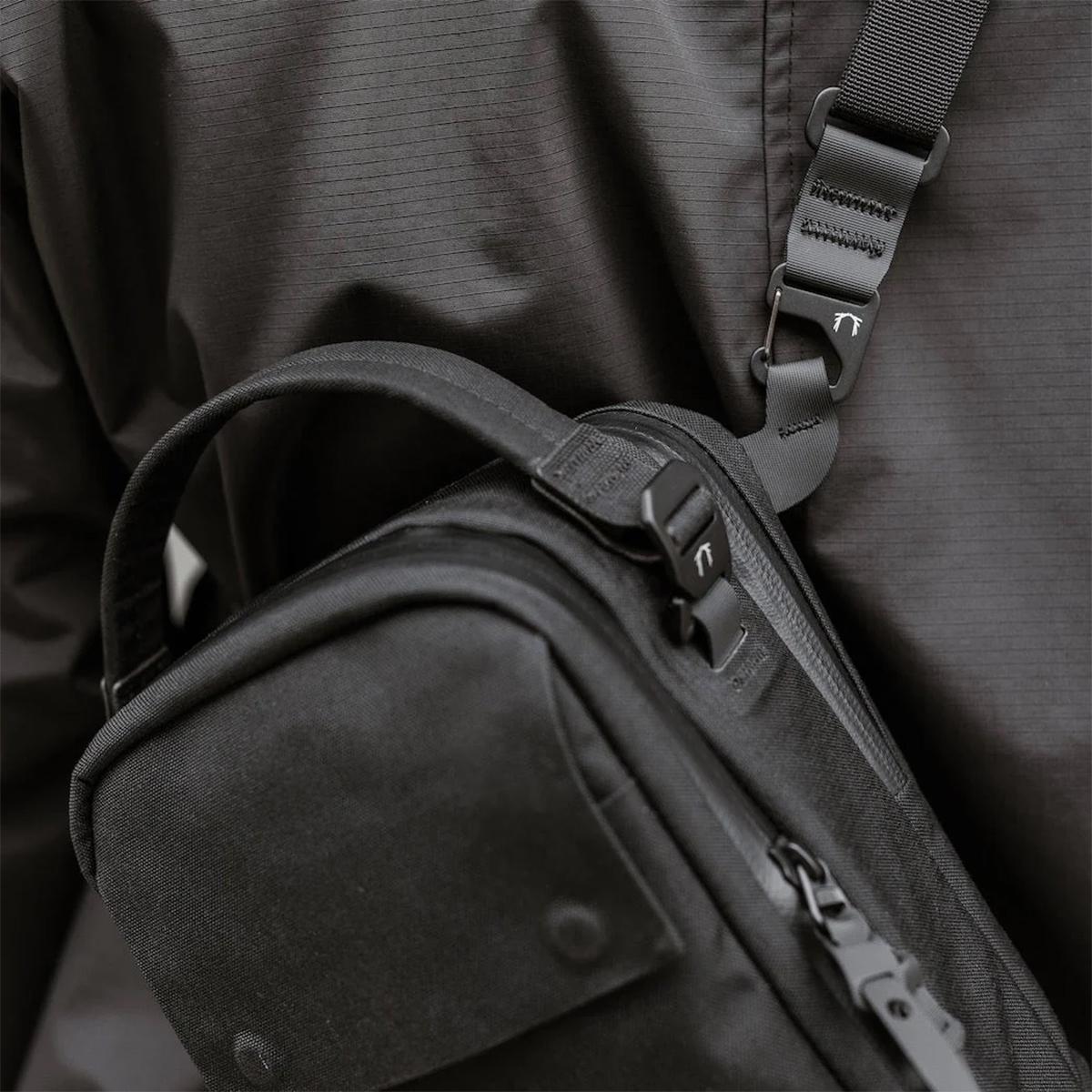 ブラックエンバー KOMPAK EMBER TEX ショルダーバッグ BLACK EMBER be-7225008
