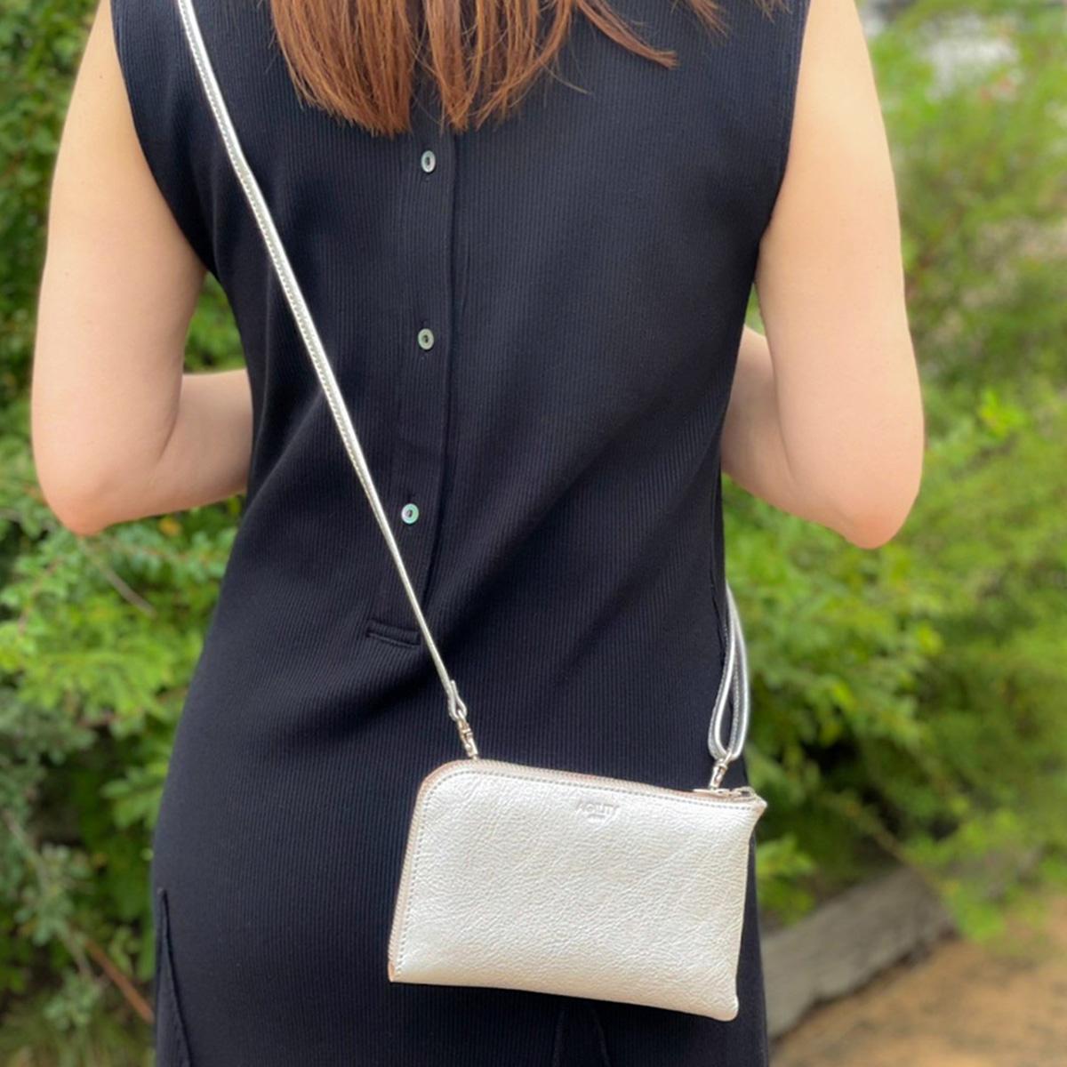 アジリティ ボヤージュ 長財布 AGILITY 1600