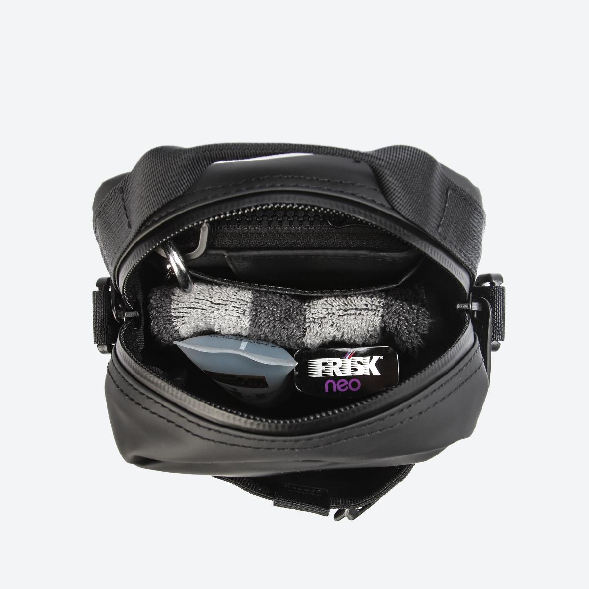 [公式] 限定コラボ CIE × マンセル ショルダーバッグ mansel 032067