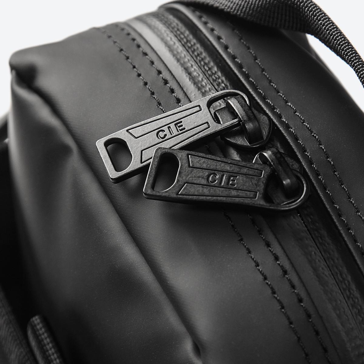 [公式] 限定コラボ CIE × マンセル ショルダーバッグ mansel 032067