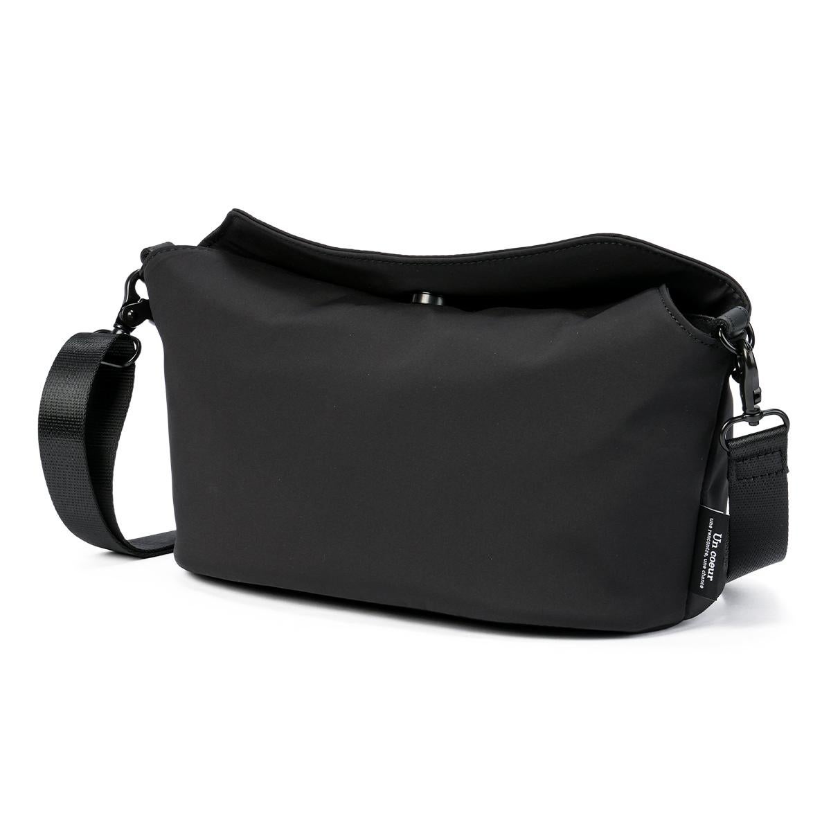 アンクール ハッチ ショルダーバッグ Un coeur hatch K904152