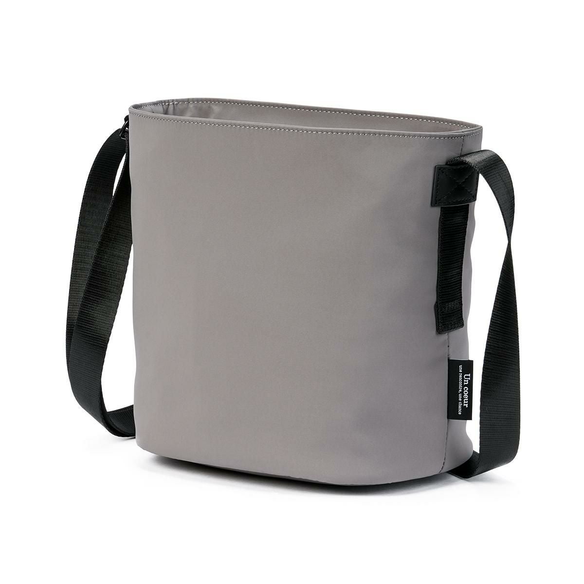 アンクール ハッチ ショルダーバッグ Un coeur hatch K904153