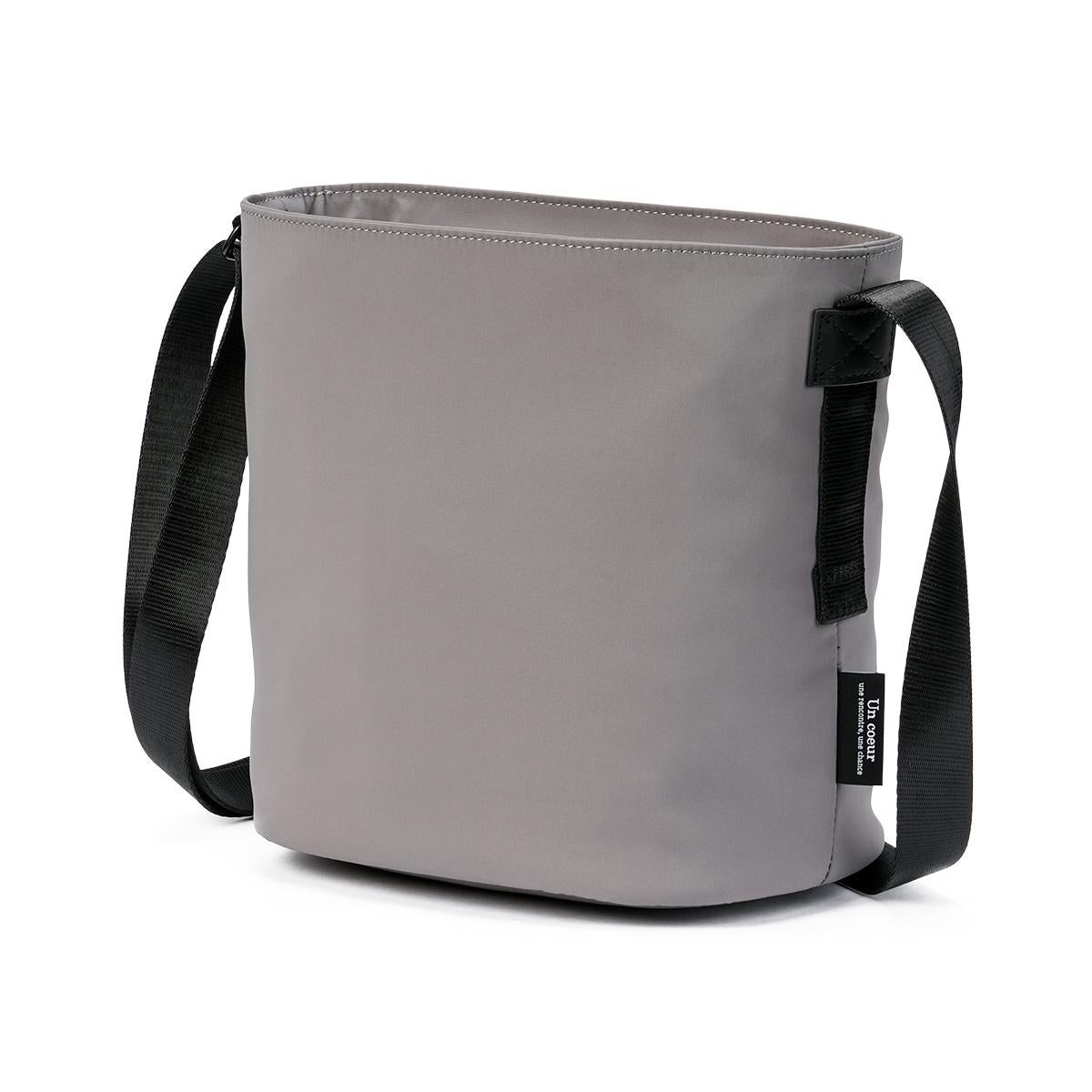 アンクール ハッチ ショルダーバッグ Un coeur hatch K904153