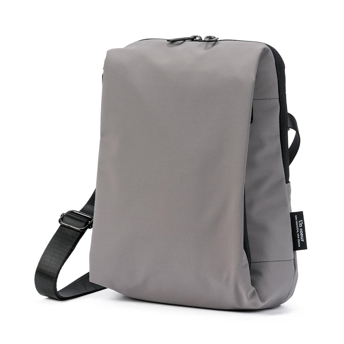 アンクール ハッチ ショルダーバッグ Un coeur hatch K904154