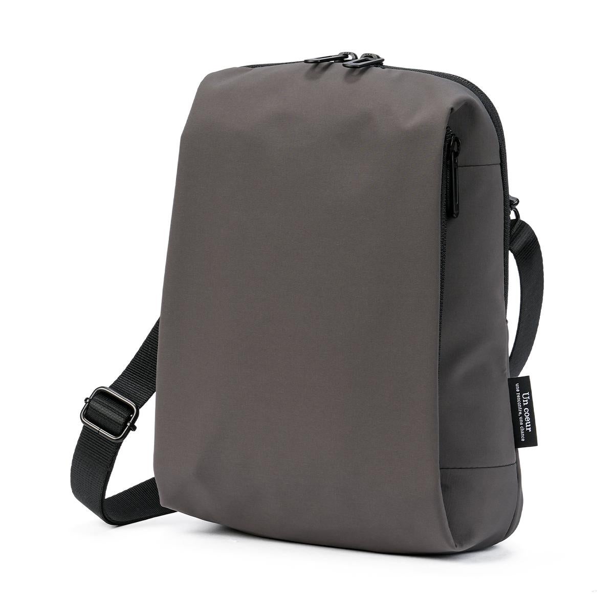 アンクール ハッチ ショルダーバッグ Un coeur hatch K904154