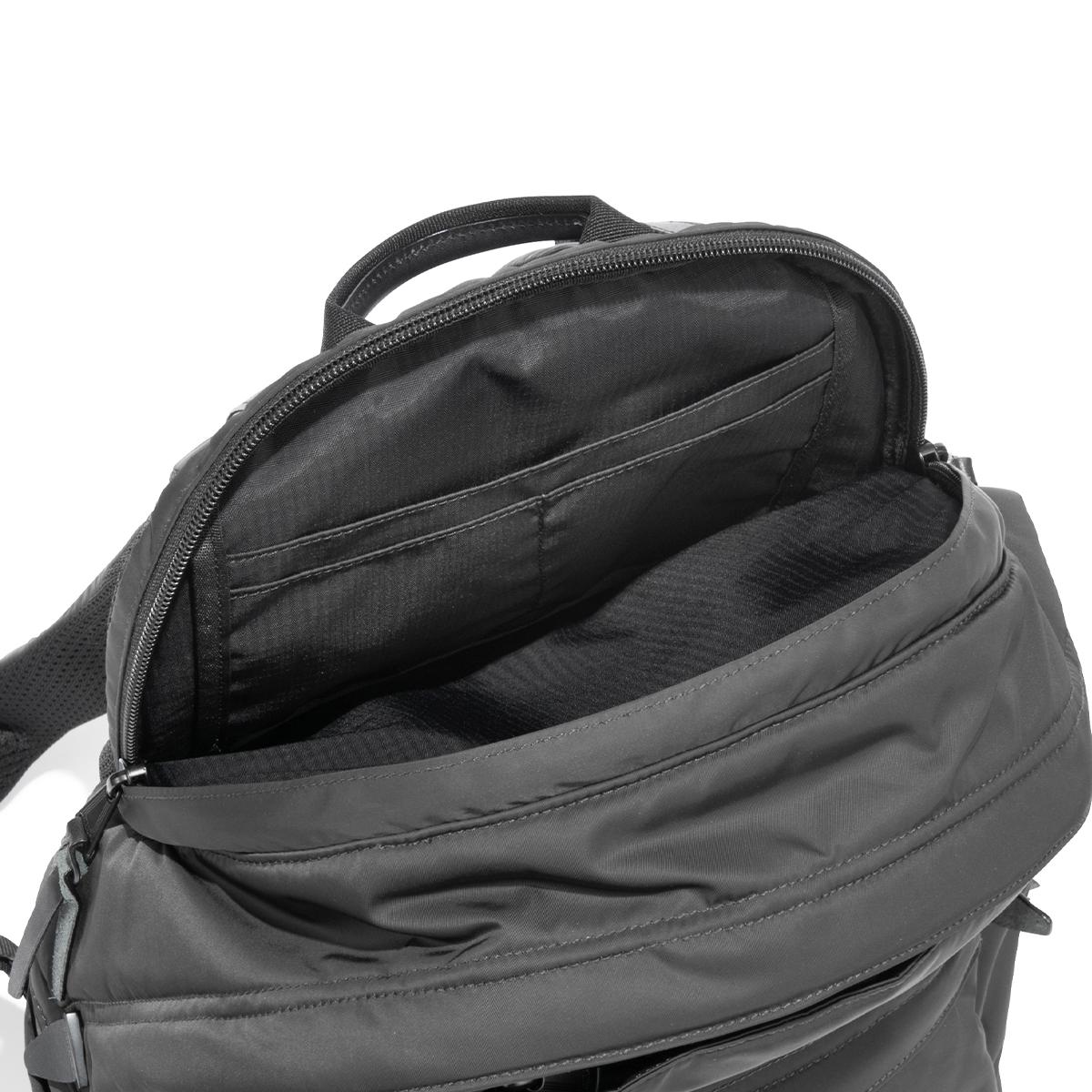 アントラック リュック UNTRACK 60214-01