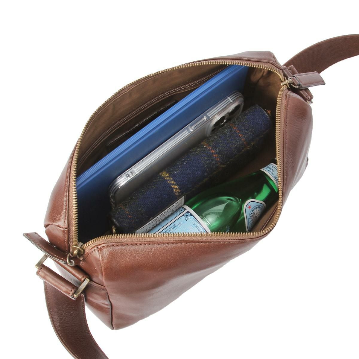 ダコタ ブラックレーベル ルーク ショルダーバッグ Dakota BLACK LABEL 1624701