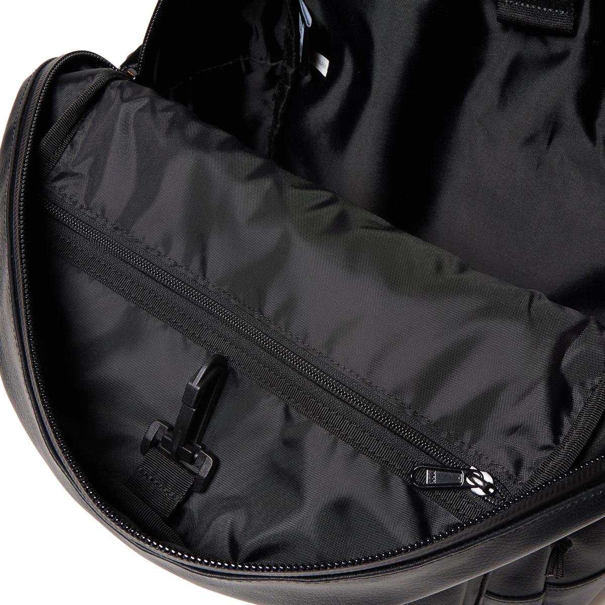 ニューエラ シンセティックレザー リュック バックパック 27L A4