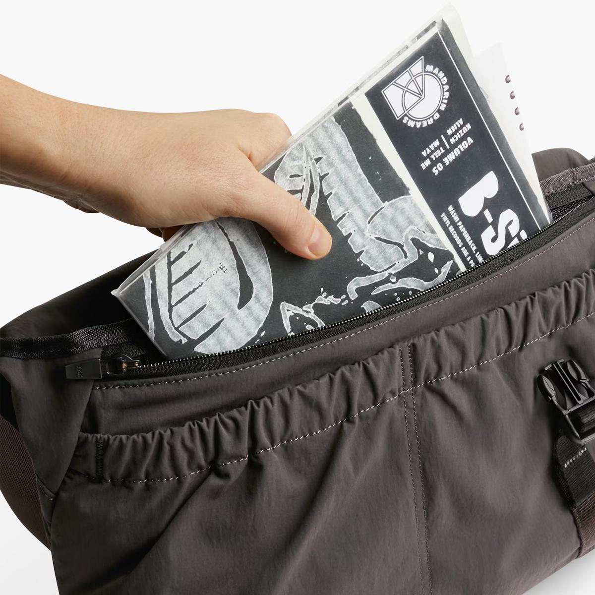ベルロイ シンチ メッセンジャーバッグ A4 12L セットアップ Bellroy