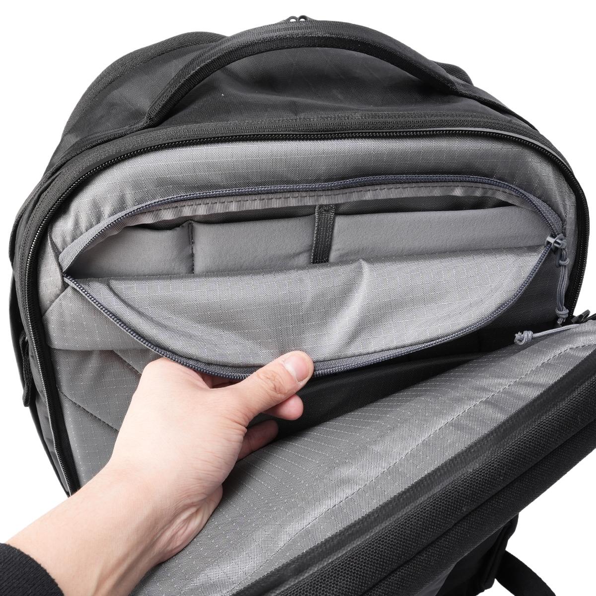 エイブルキャリー マックスバックパック リュック 拡張 A3 30L/32L PC