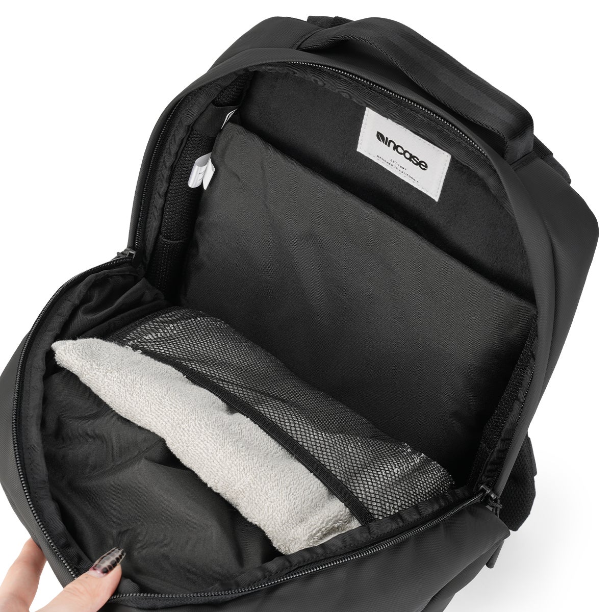 インケース シティ ビジネスリュック Incase City 37191017 LINECPN